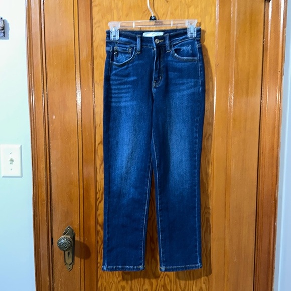 NWT Kancan ESTILO cut jeans size 1/24
